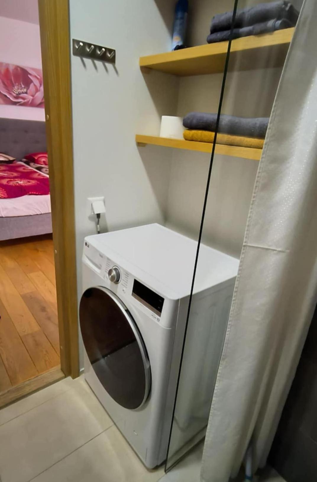 Apartment Lutsu 12 - Self Check-in